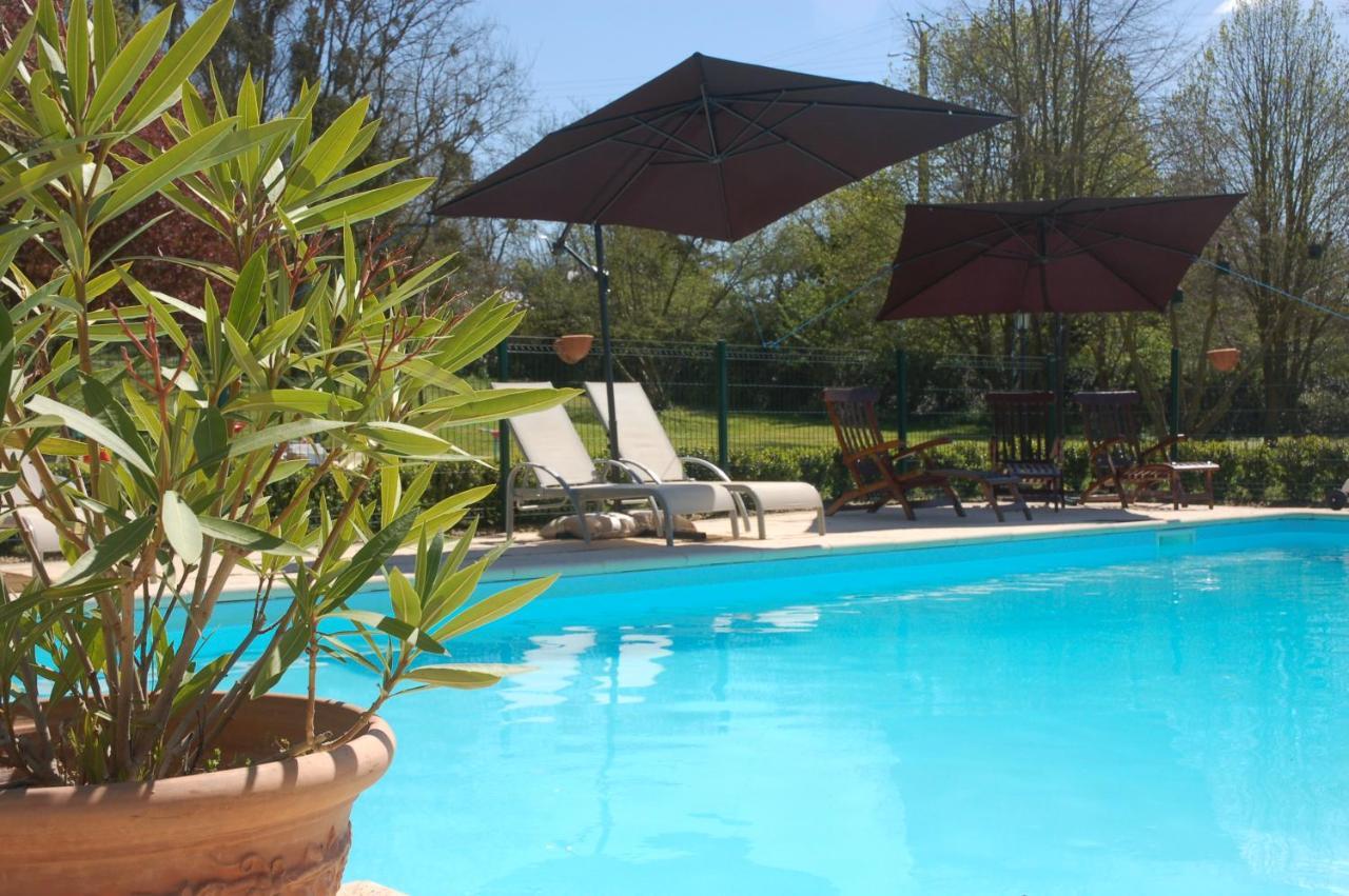 Le Logis Du Pressoir Self Catering Gites In Beautiful 18Th Century Estate In The Heart Of The Loire Valley With Heated Pool And Extensive Grounds. Les Bois-d'Anjou Екстер'єр фото